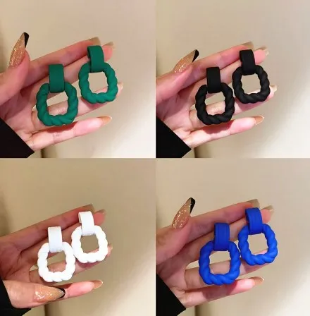 Acrylic Earrings Geometric Square Earrings Vintage Ear Studs Hollow Earrings Fashion Earrings Trendy Earring Twist Ear Stud
Acrylic Earrings Geometric Square Earrings Vintage Ear Studs Hollow Earrings Fashion Earrings Trendy Earring Twist Ear Stud