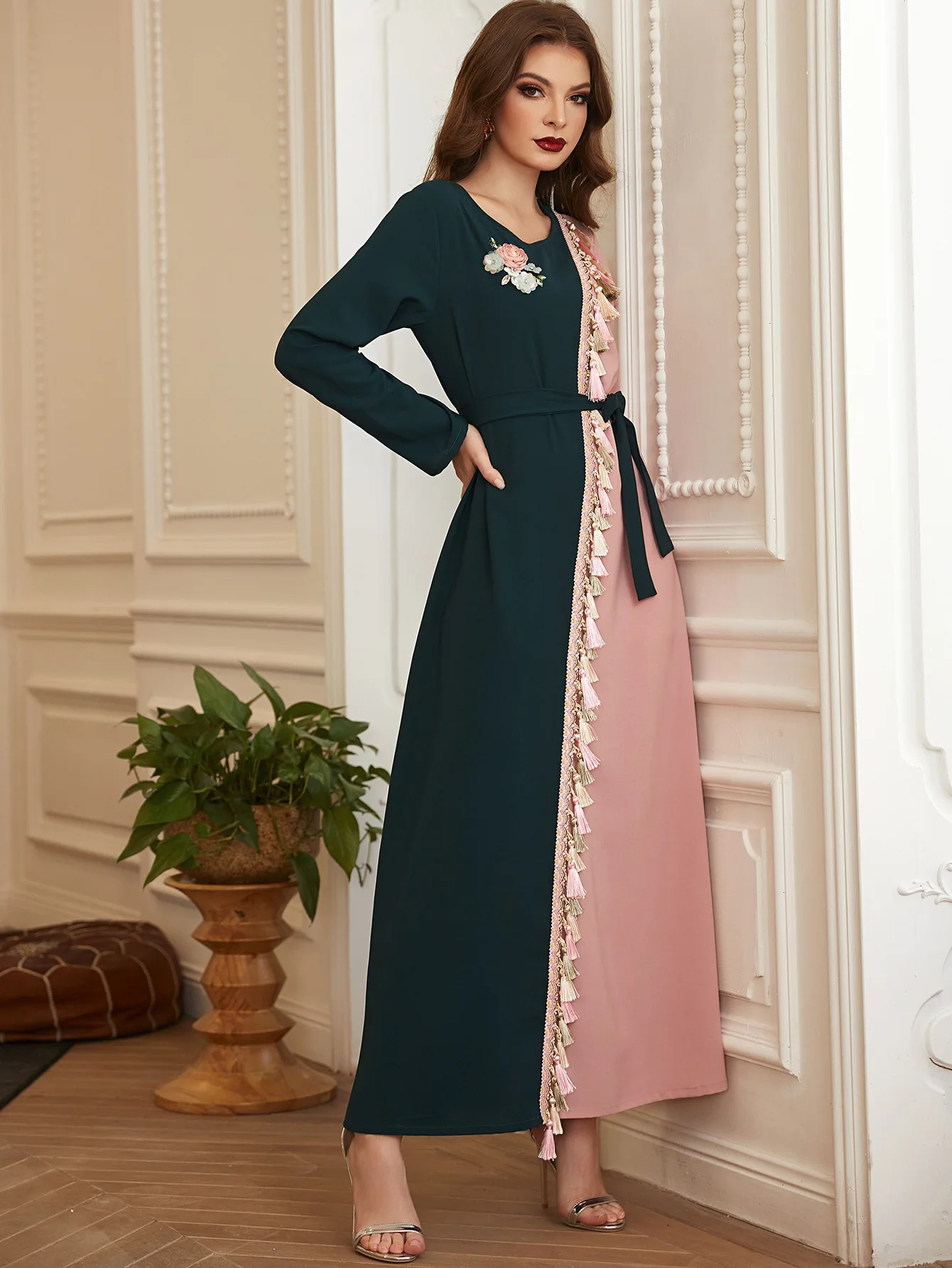 Caftan платья для женщин Abayas Дубай Кафтан Марокканская Абая Турция ручная работа арабское мусульманское платье мусульманская одежда Djellaba Femme
Caftan платья для женщин Abayas Дубай Кафтан Марокканская Абая Турция ручная работа арабское мусульманское платье мусульманская одежда Djellaba Femme