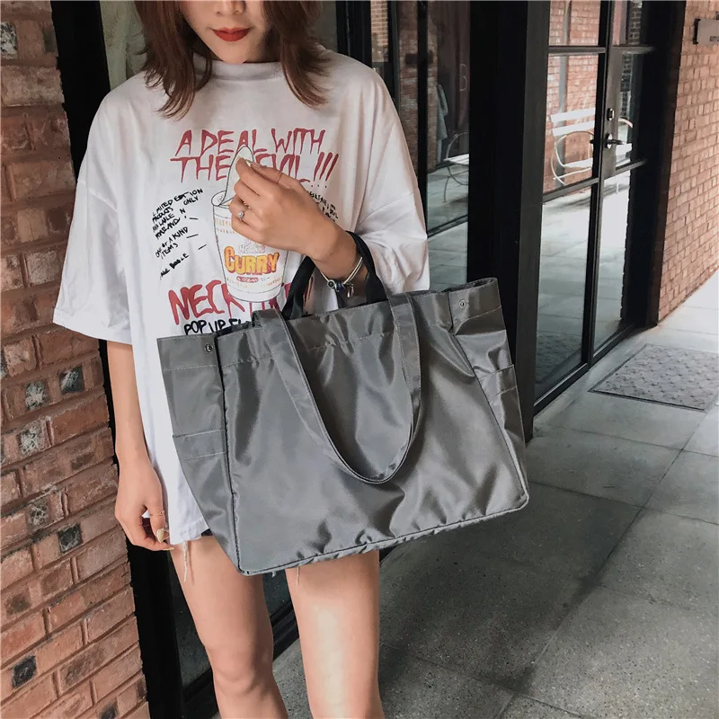 Wholesale of women's bags Korean style large capacity shoulder bag Women's commuting handbag Fashion casual Oxford Tote bag
Wholesale of women's bags Korean style large capacity shoulder bag Women's commuting handbag Fashion casual Oxford Tote bag