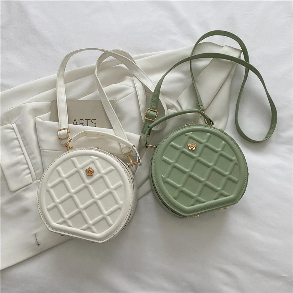 Solid Clutch DIY Make Up Bags PU Candy Cream Solid Tote Makeup Handbag Bags for Daughter Wife Birthday Present
Solid Clutch DIY Make Up Bags PU Candy Cream Solid Tote Makeup Handbag Bags for Daughter Wife Birthday Present