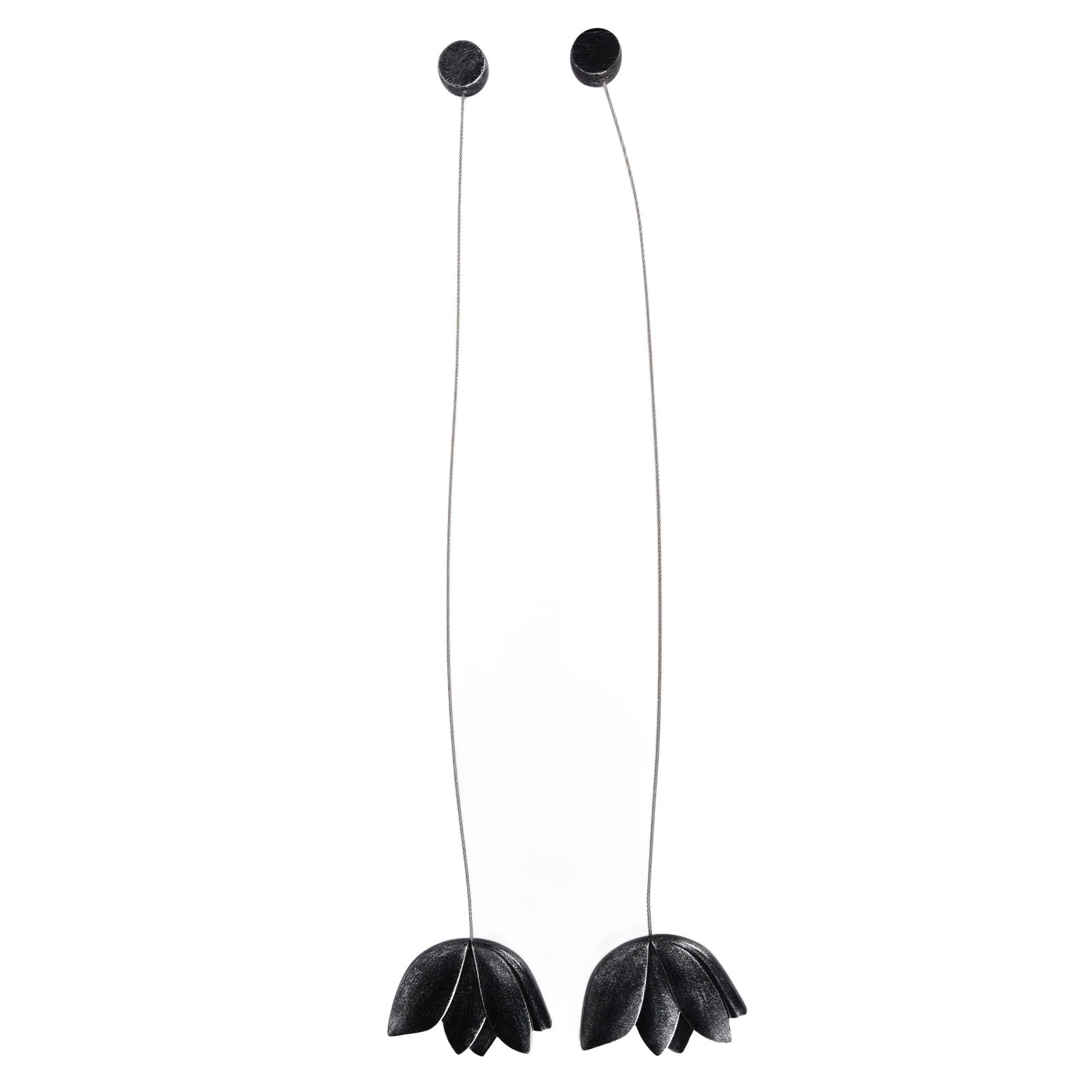 2Pcs Indoor Curtain Binding Rope Engraved Flower Shape Curtain Tieback for Living Room BedroomBlack
2Pcs Indoor Curtain Binding Rope Engraved Flower Shape Curtain Tieback for Living Room BedroomBlack