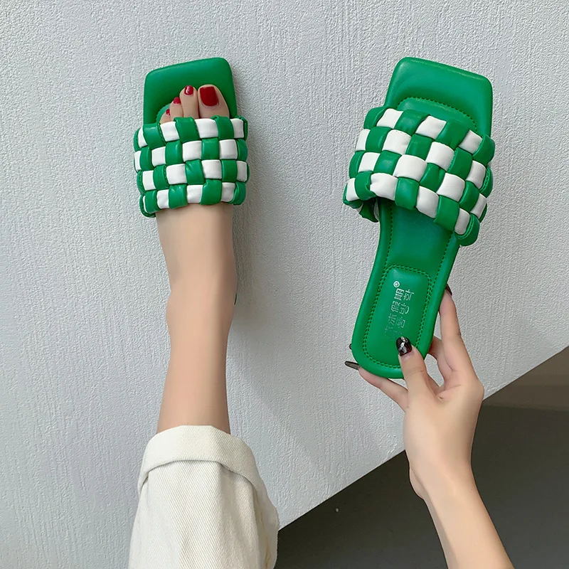 Candy Color Woven Square Head Women's Slippers 2022 Summer Girls Beach Shoes Sandals and Slippers Comfortable Flat Shoes
Candy Color Woven Square Head Women's Slippers 2022 Summer Girls Beach Shoes Sandals and Slippers Comfortable Flat Shoes