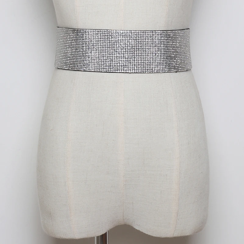 Новинка 2022, женский модный Блестящий ремень с блестящими стразами, Металлическая пуговица, эластичная лента, роскошный широкий пояс для вечеринки
Новинка 2022, женский модный Блестящий ремень с блестящими стразами, Металлическая пуговица, эластичная лента, роскошный широкий пояс для вечеринки