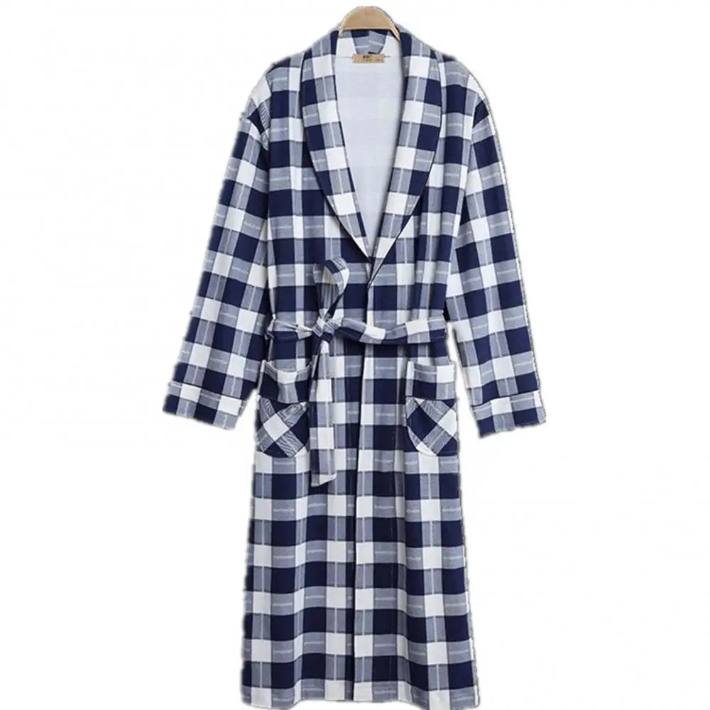 Autumn Winter Bathrobe Men Color Block Long Sleeve Dressing Gown Maxi Bathrobe kimono Men Bath Robes Sleepwear pijama hombre
Autumn Winter Bathrobe Men Color Block Long Sleeve Dressing Gown Maxi Bathrobe kimono Men Bath Robes Sleepwear pijama hombre