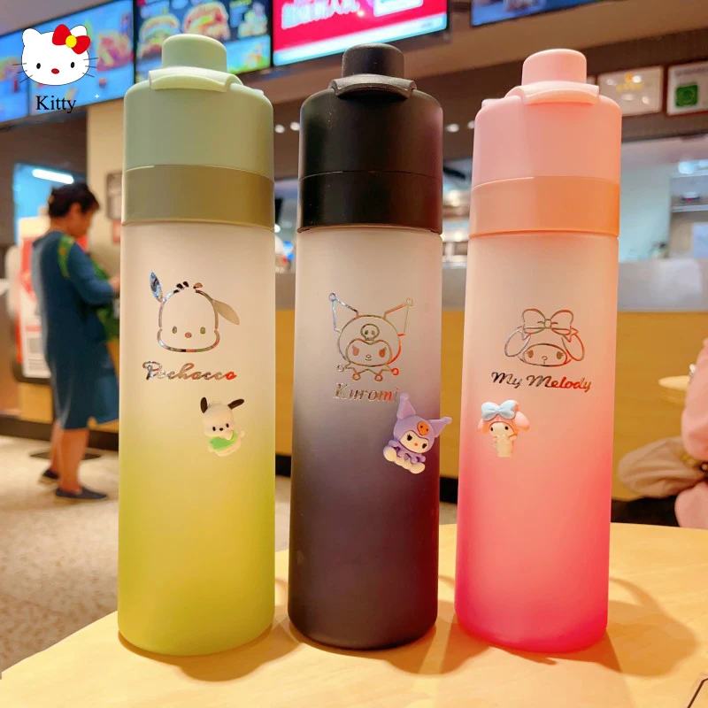 650Ml Water Cup Kt Cat Cinnamoroll My Melody Sports Outdoor Humidify Spray High Capacity Gradient Portable Student Birthday Gift
650Ml Water Cup Kt Cat Cinnamoroll My Melody Sports Outdoor Humidify Spray High Capacity Gradient Portable Student Birthday Gift