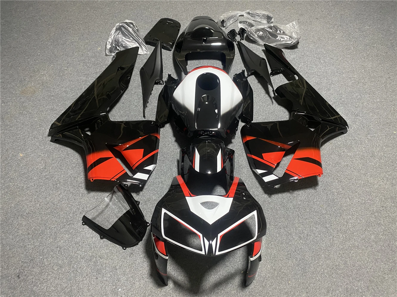 Комплект обтекателей для мотоцикла подходит для CBR600RR 05-06 CBR600 F5 2005 2006 фотоблесток черный
Комплект обтекателей для мотоцикла подходит для CBR600RR 05-06 CBR600 F5 2005 2006 фотоблесток черный