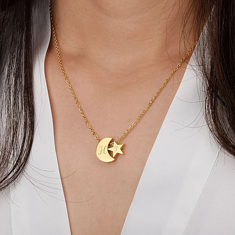 

Custom Engraved Letter Necklace for Women Personalised Star Moon Pendant Stainless Steel Gold Necklace Jewelry Gift Dropshipping