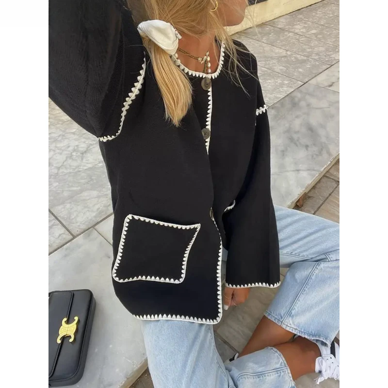 Women's Coat Autumn O-neck Long Sleeve Single Breasted Female Coats 2023 Winter Fashion Loose Pocket Lady Jackets
Women's Coat Autumn O-neck Long Sleeve Single Breasted Female Coats 2023 Winter Fashion Loose Pocket Lady Jackets