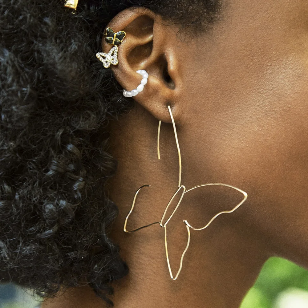 Fashion Big Butterfly Hoop Eearrings For Woman Aesthetic Golden Butterfly Study Eearrings Clip Set Jewelry Couple 2022 New Trend
Fashion Big Butterfly Hoop Eearrings For Woman Aesthetic Golden Butterfly Study Eearrings Clip Set Jewelry Couple 2022 New Trend