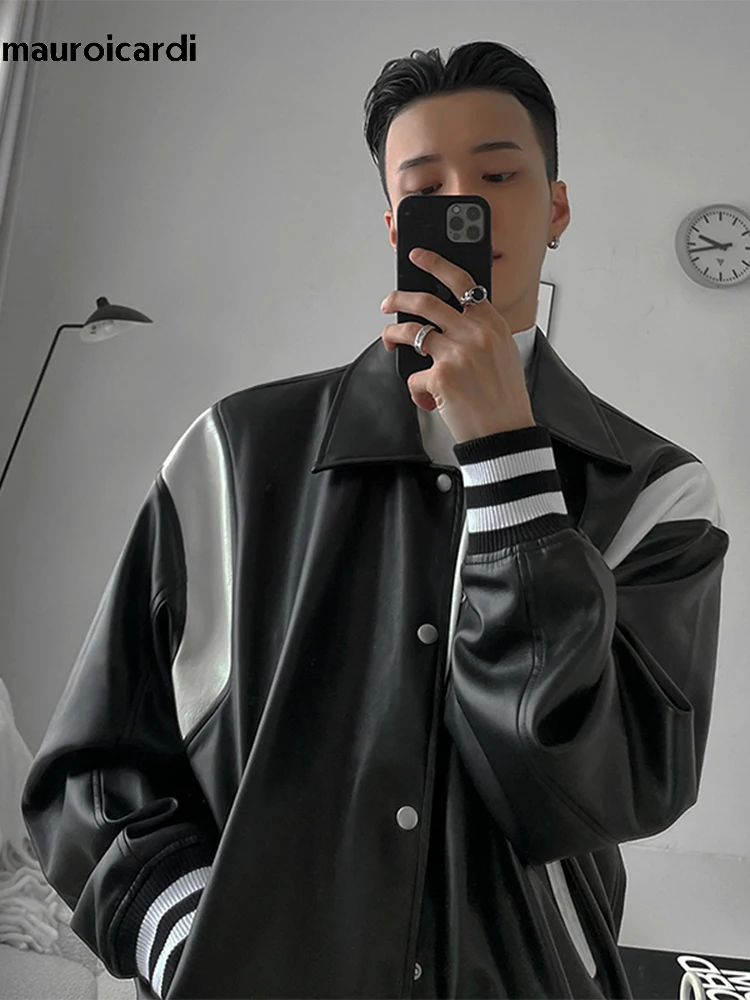 Mauroicardi Spring Autumn Short White and Black Patchwork Pu Leather Bomber Jacket Men Loose Casual Korean Fashion Clothing 2022
Mauroicardi Spring Autumn Short White and Black Patchwork Pu Leather Bomber Jacket Men Loose Casual Korean Fashion Clothing 2022