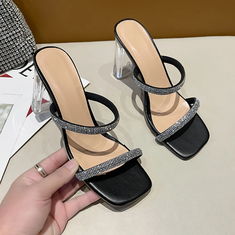 Sexy High-heeled Sandals and Slippers Women 2022 Summer New Style Rhinestones with European and American 41-42 Slippers Ladies
Sexy High-heeled Sandals and Slippers Women 2022 Summer New Style Rhinestones with European and American 41-42 Slippers Ladies
