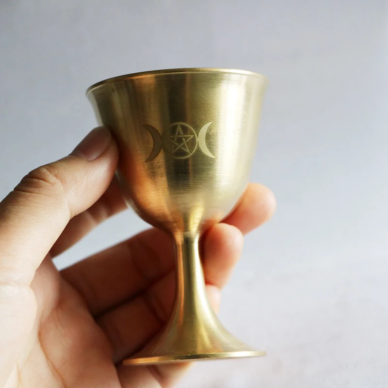 Brass Chalice Goblet Altar Cup Copper Pentagram Moon Worship Cup Shot Glass Holy Cup For Buddhist Meditation Medieval Decor
Brass Chalice Goblet Altar Cup Copper Pentagram Moon Worship Cup Shot Glass Holy Cup For Buddhist Meditation Medieval Decor