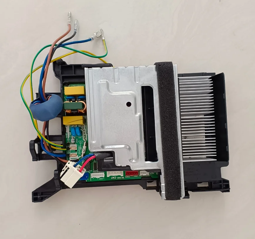 Инверторная плата Midea KFR-35W/BP3N8
Инверторная плата Midea KFR-35W/BP3N8