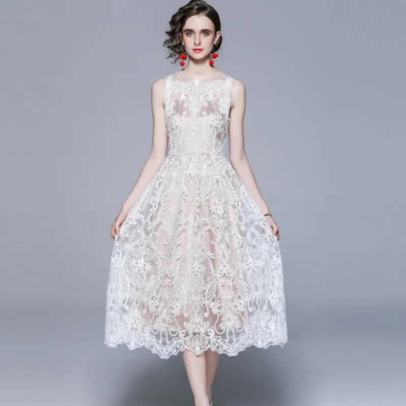Summer Retro Court Style Flower Embroidery Dress Women's Sleeveless Round Neck Organza Mesh White Clothing Vestidos
Summer Retro Court Style Flower Embroidery Dress Women's Sleeveless Round Neck Organza Mesh White Clothing Vestidos