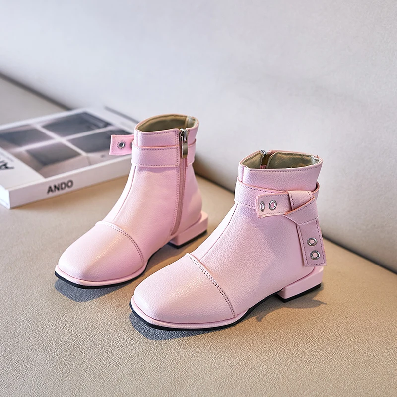 Girls Versatile Ankle Boots Autumn and Winter 2022 New Little Princess Low Heeled Kids Fashion Pink Casual Breathable for Party
Girls Versatile Ankle Boots Autumn and Winter 2022 New Little Princess Low Heeled Kids Fashion Pink Casual Breathable for Party