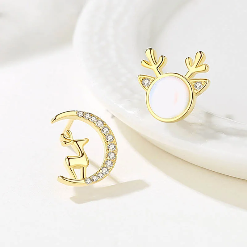 

Korean Christmas Elk Asymmetric Women's Earrings Simple and Sweet Small Fresh Christmas Earrings Women's Christmas Jewelry Gift