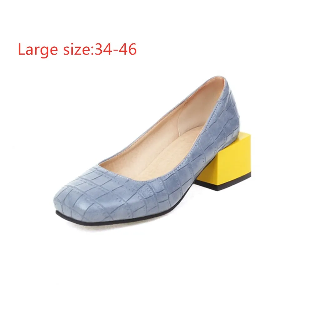Plus size women shoes 44 45 46,2022 new round toe pumps High heels for women Work shoes Pumps shoes for women chunky heels
Plus size women shoes 44 45 46,2022 new round toe pumps High heels for women Work shoes Pumps shoes for women chunky heels