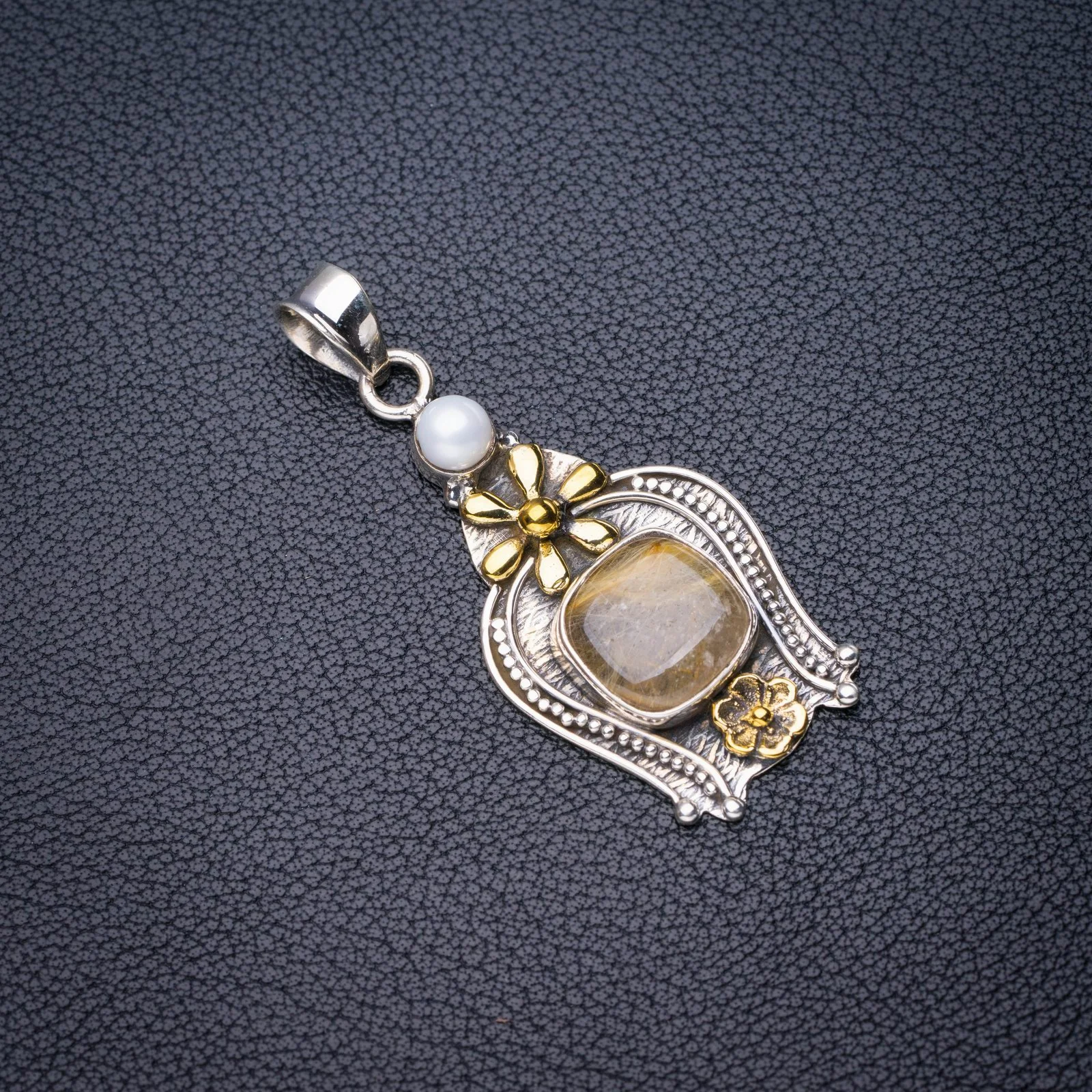 StarGems Natural Golden Rutile River Pearl Flower Handmade 925 Sterling Silver Pendant 2" E4596
StarGems Natural Golden Rutile River Pearl Flower Handmade 925 Sterling Silver Pendant 2" E4596