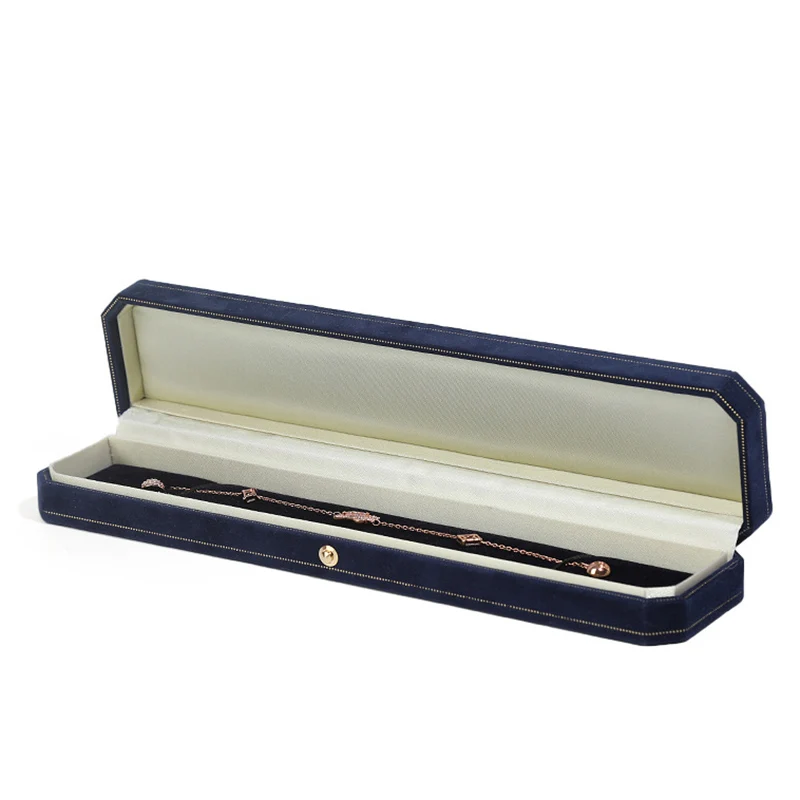 Высококачественная фланелевая Подарочная коробка для ювелирных изделий в европейском стиле, роскошное кольцо, серьги, подвеска, ожерелье, браслет, Ювелирная упаковка
Высококачественная фланелевая Подарочная коробка для ювелирных изделий в европейском стиле, роскошное кольцо, серьги, подвеска, ожерелье, браслет, Ювелирная упаковка