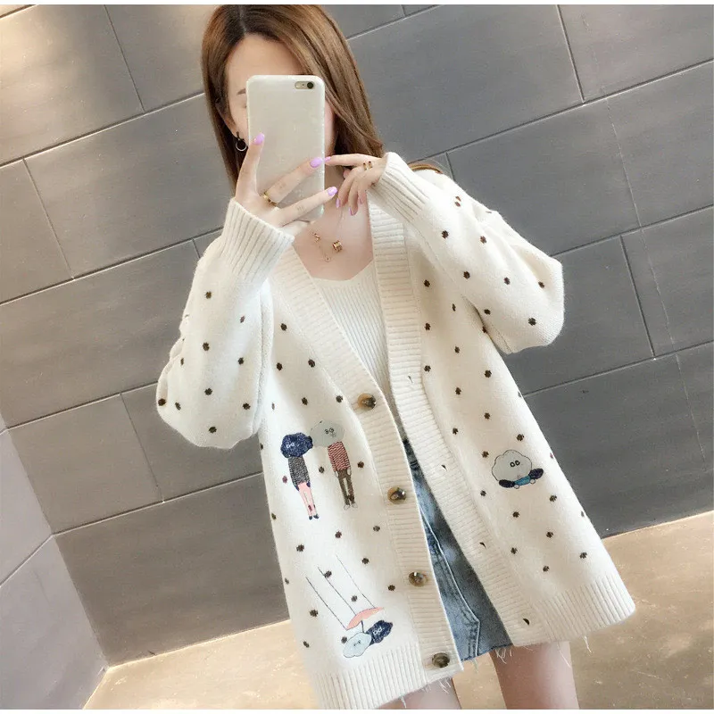 2021 Autumn Winter Knitted Cartoon Female Buttons Korean Streetwear Women Sweaters Cardigan V-Neck Embroidery Outerwear Sweater
2021 Autumn Winter Knitted Cartoon Female Buttons Korean Streetwear Women Sweaters Cardigan V-Neck Embroidery Outerwear Sweater