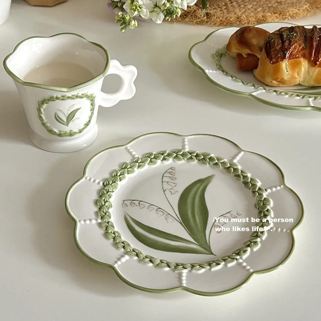 Medieval style green relief hand-painted bell orchid dessert afternoon tea mug coffee mug
Medieval style green relief hand-painted bell orchid dessert afternoon tea mug coffee mug