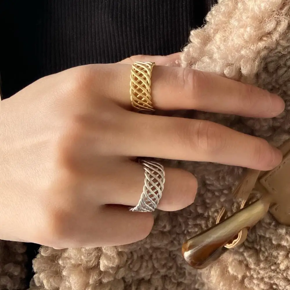 Vintage Jewelry Rings For Women Elegant Charms Hollow Big Wide Matte Gold Ring Adjustable Size Cool Personality Fashion Jewelry
Vintage Jewelry Rings For Women Elegant Charms Hollow Big Wide Matte Gold Ring Adjustable Size Cool Personality Fashion Jewelry