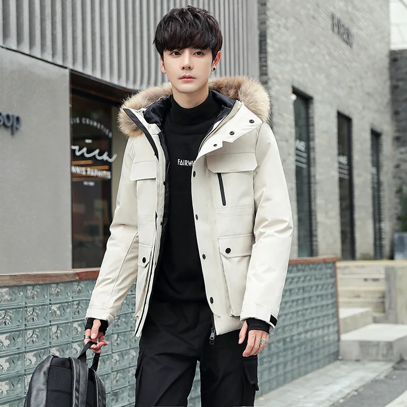 2023 Men's Autumn and Winter New Thickened Warm Fur Collar Hood Short down Jacket
2023 Men's Autumn and Winter New Thickened Warm Fur Collar Hood Short down Jacket