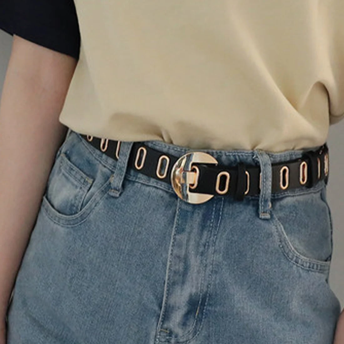 High Quality Casual Perforated Belt Elliptic Pore Fashion Adjustable Imitation Leather Belt Decoration Waistband Jeans Girdle
High Quality Casual Perforated Belt Elliptic Pore Fashion Adjustable Imitation Leather Belt Decoration Waistband Jeans Girdle