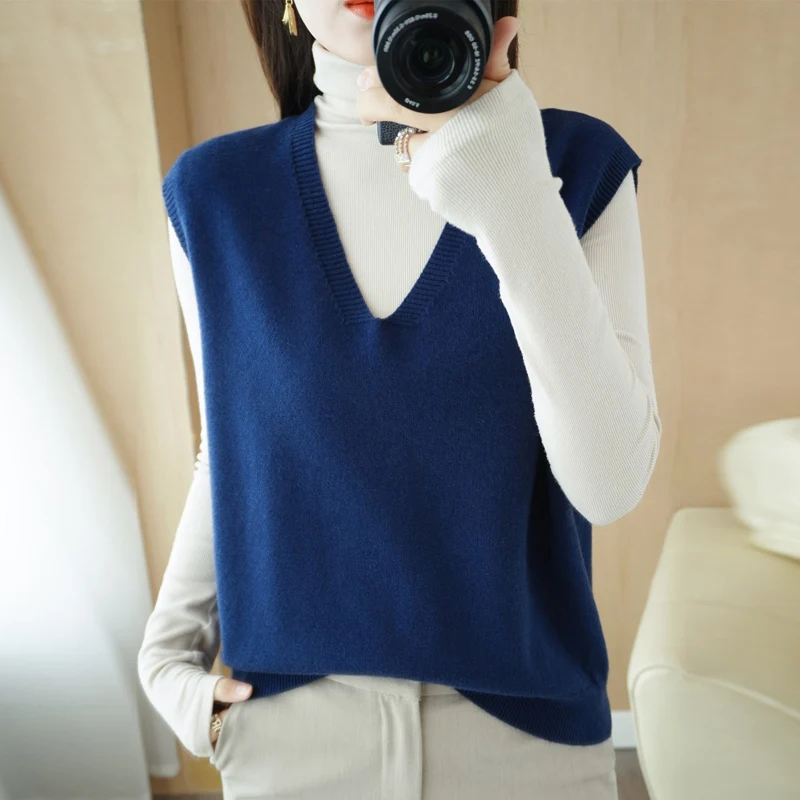 New spring and autumn vest women's V-neck stacked sweater loose Joker knit bottoming vest
New spring and autumn vest women's V-neck stacked sweater loose Joker knit bottoming vest