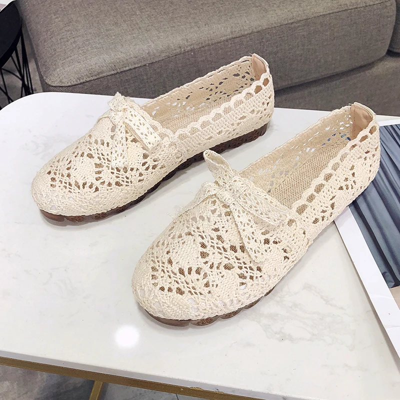 Fashion Women's Knitted Mesh Shoes Low Breathable Women's Solid Color Flat Shoes Casual Black Round Toe Non-Slip Shoess
Fashion Women's Knitted Mesh Shoes Low Breathable Women's Solid Color Flat Shoes Casual Black Round Toe Non-Slip Shoess