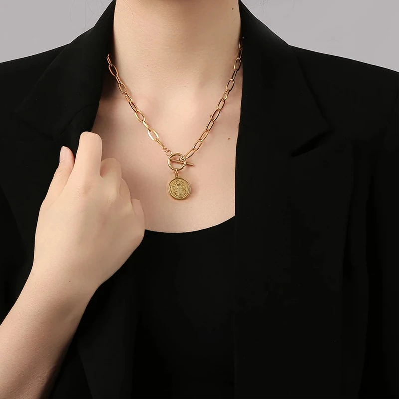 Golden Saint Benedict Medal Toggle Necklace Stainless Steel Metal San Benito Medalla Chunky Heavy Duty Chain Long Choker
Golden Saint Benedict Medal Toggle Necklace Stainless Steel Metal San Benito Medalla Chunky Heavy Duty Chain Long Choker