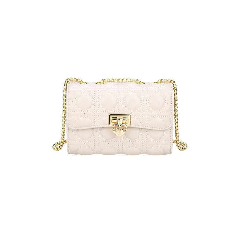 Bag Women 2022 New Niche Design Fashion Messenger Bag High-end Love Chain Shoulder Small Square Bag
Bag Women 2022 New Niche Design Fashion Messenger Bag High-end Love Chain Shoulder Small Square Bag