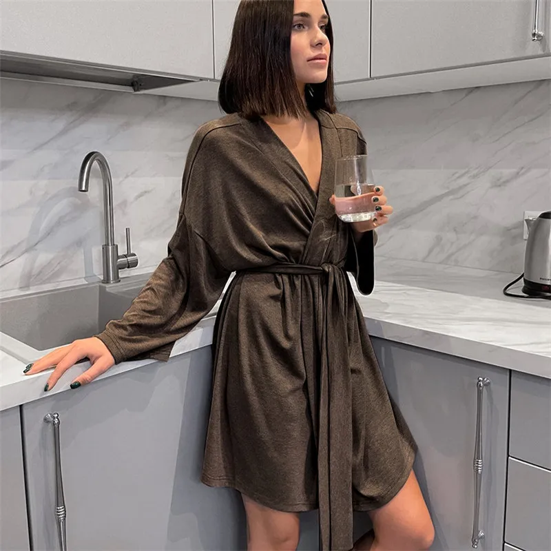 Pure Color Elegant Robes Women Sleepwear Full Sleeve Bathrobe Female Nightwear Lace Up Women's Pajamas Flare Sleeve Robe Nighite
Pure Color Elegant Robes Women Sleepwear Full Sleeve Bathrobe Female Nightwear Lace Up Women's Pajamas Flare Sleeve Robe Nighite