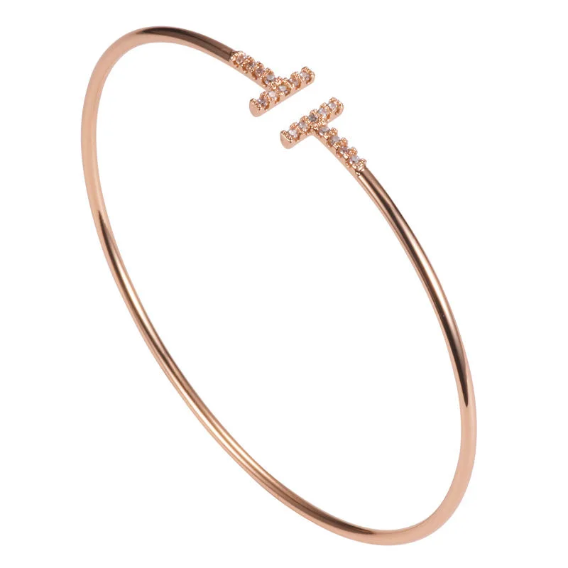 Браслет с буквами на заказ, оригинальный браслет с цирконием, браслеты «сделай сам» с буквами и бриллиантами, детский и взрослый Уникальный Браслет-манжета, подарки на день рождения
Браслет с буквами на заказ, оригинальный браслет с цирконием, браслеты «сделай сам» с буквами и бриллиантами, детский и взрослый Уникальный Браслет-манжета, подарки на день рождения