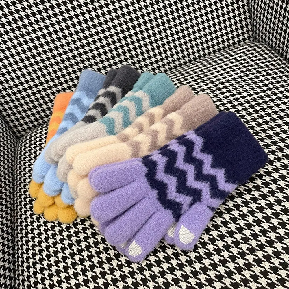 Stretch Girls Gift Riding Thick Full Finger Fleece Touch Screen Gloves Winter Gloves Driving Mittens Knit Mittens
Stretch Girls Gift Riding Thick Full Finger Fleece Touch Screen Gloves Winter Gloves Driving Mittens Knit Mittens