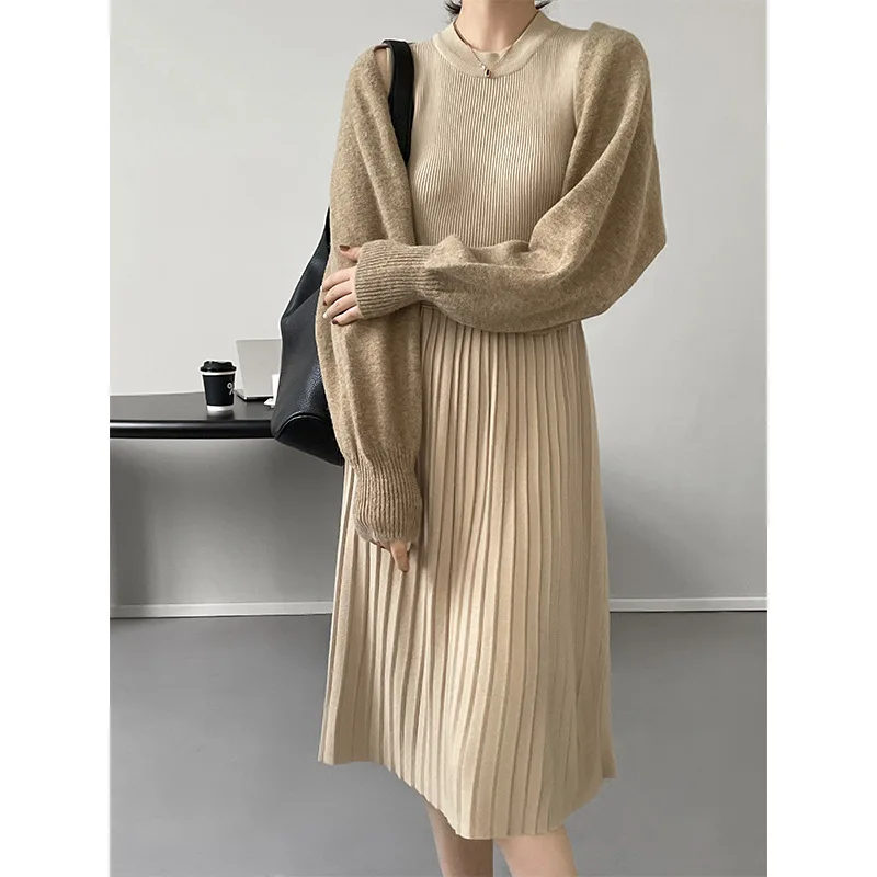 Women Clothing 2022 Autumn Winter New Fashionable Korean Style Round Neck Pleated Sleeveless Vest Knitted Slim Stretch Dress
Women Clothing 2022 Autumn Winter New Fashionable Korean Style Round Neck Pleated Sleeveless Vest Knitted Slim Stretch Dress