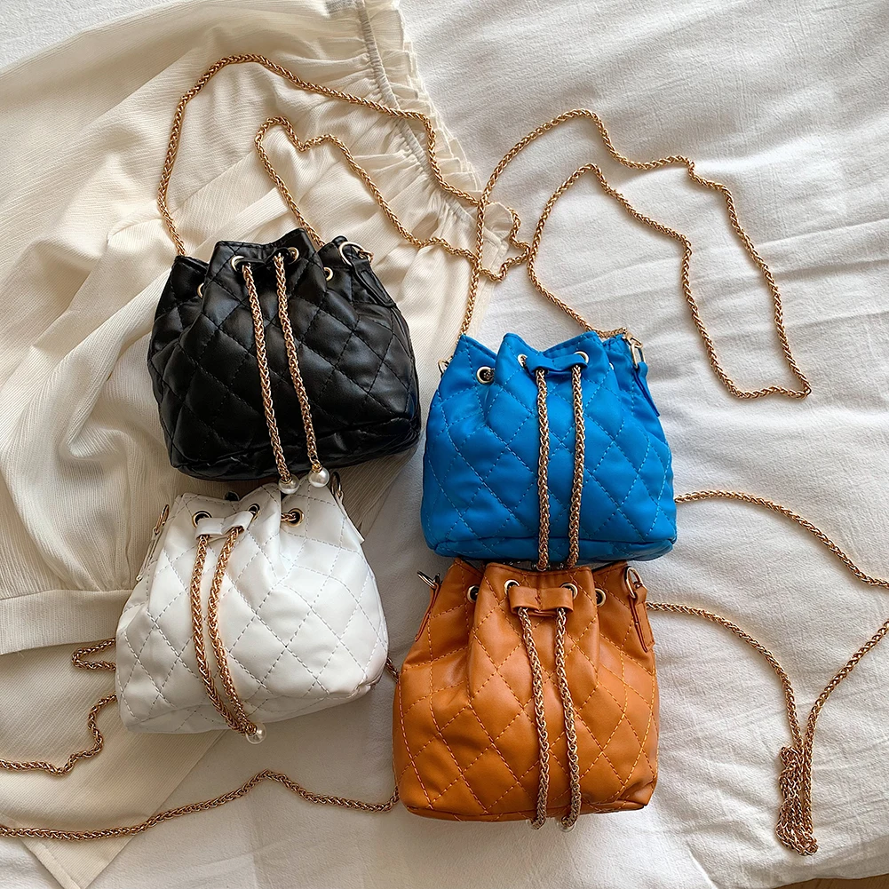 Fashion Casual Rhombic Pattern Crossbody Bucket Bag Women Leather Shoulder Handbag Drawstring Solid Chain Messenger Bag
Fashion Casual Rhombic Pattern Crossbody Bucket Bag Women Leather Shoulder Handbag Drawstring Solid Chain Messenger Bag
