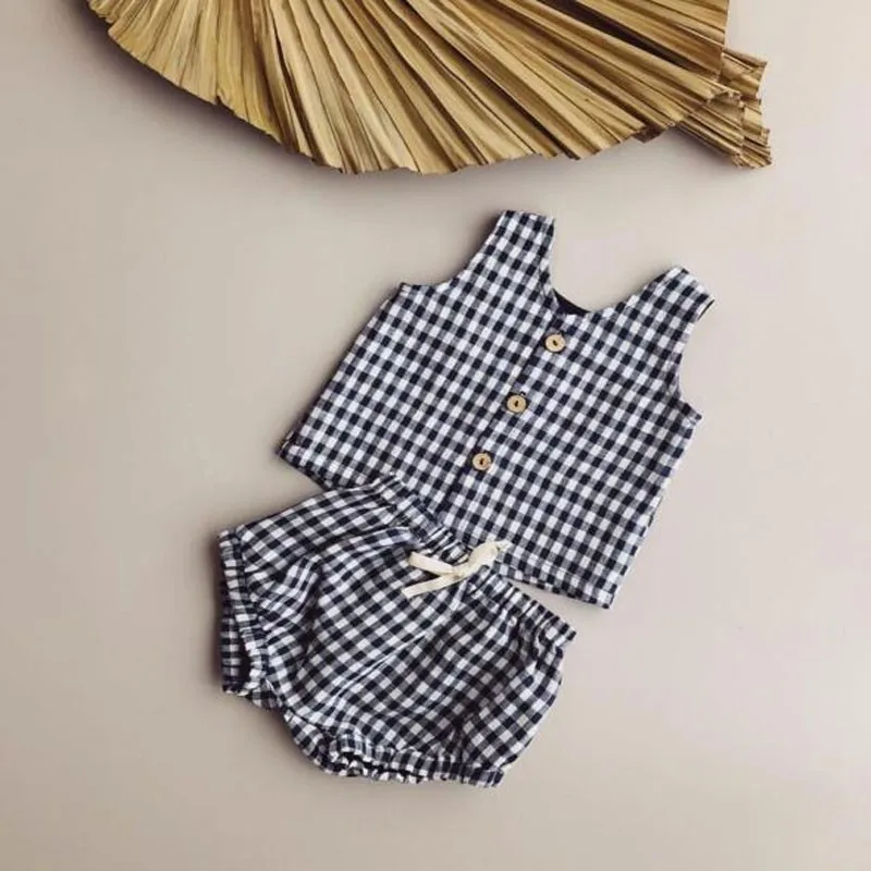 Baby Boy Personality Plaid Single Breasted Cotton Linen Sleeveless Vest And Toddler Girl Causal Elastic Waist Shorts Summer Set
Baby Boy Personality Plaid Single Breasted Cotton Linen Sleeveless Vest And Toddler Girl Causal Elastic Waist Shorts Summer Set