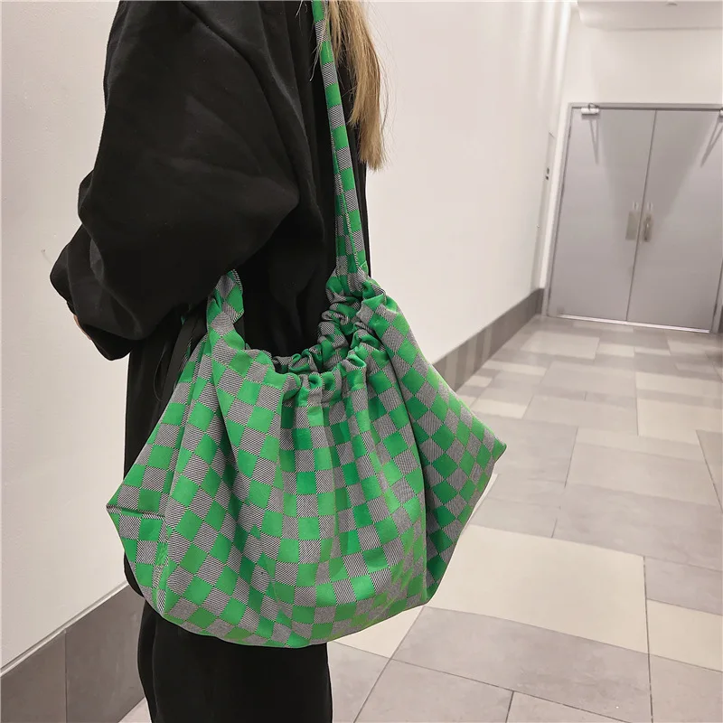 Large Capacity Embroidery Canvas Checkboard Bag Tote Bag Women's New Trendy Fashion Single-shoulder Casual Shopping Bag
Large Capacity Embroidery Canvas Checkboard Bag Tote Bag Women's New Trendy Fashion Single-shoulder Casual Shopping Bag