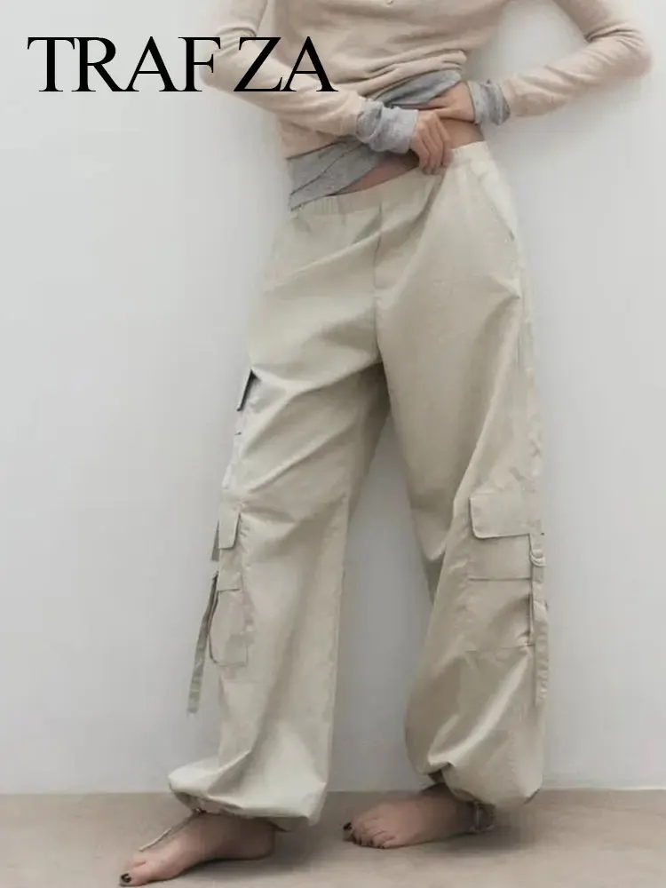 TRAFZA Women High Street Cargo Pants Solid Multi Pocket Straight Leg Pants Female Casual Vintage Chic Cargo Trousers 2023
TRAFZA Women High Street Cargo Pants Solid Multi Pocket Straight Leg Pants Female Casual Vintage Chic Cargo Trousers 2023