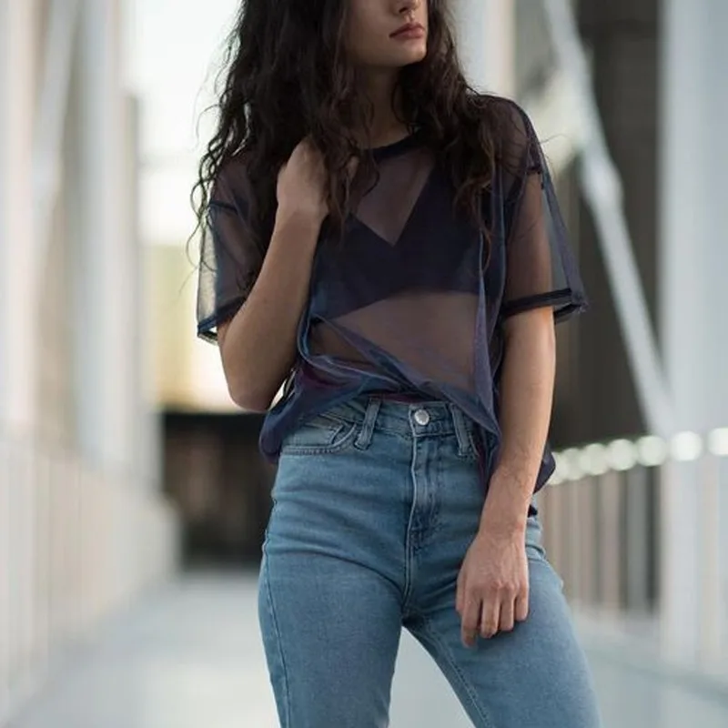 Summer Women Hollow Transparent Round Neck Short Sleeve T-shirt 2021 New Fashion See Through Tops Sexy Harajuku Tees Streetwears
Summer Women Hollow Transparent Round Neck Short Sleeve T-shirt 2021 New Fashion See Through Tops Sexy Harajuku Tees Streetwears