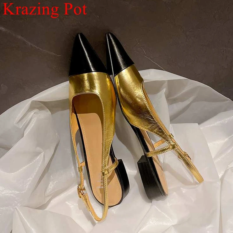 Женские туфли-лодочки с острым носком, на толстом каблуке
Женские туфли-лодочки с острым носком, на толстом каблуке