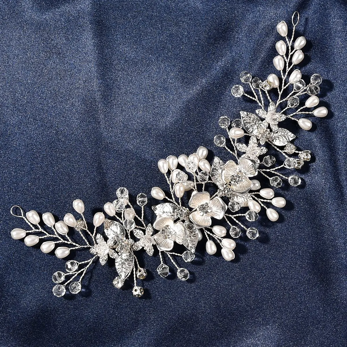 Crystal Headbands Wedding Pearl Hair Accessories Hairband Handmade Hair Decoration Rhinestone Head Wear Hair Ornament Girls
Crystal Headbands Wedding Pearl Hair Accessories Hairband Handmade Hair Decoration Rhinestone Head Wear Hair Ornament Girls