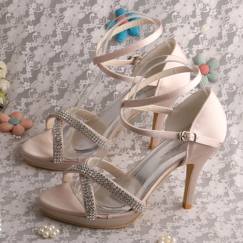 Модные сандалии на каблуке телесного цвета с кристаллами, женские летние сандалии 2021 для свадебной вечеринки 
Модные сандалии на каблуке телесного цвета с кристаллами, женские летние сандалии 2021 для свадебной вечеринки