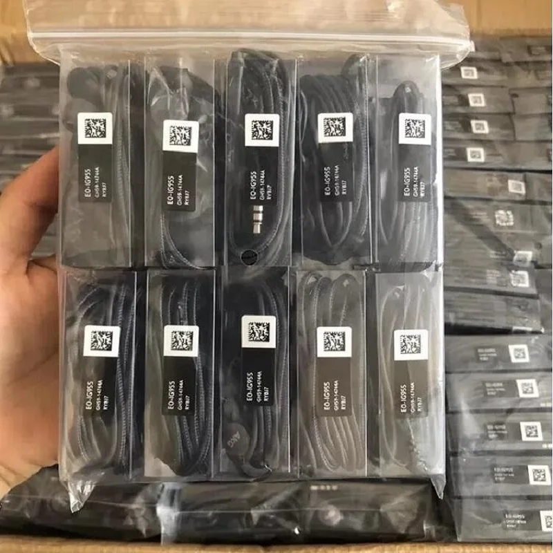 5-50pcs EO-IG955 S8 Earphone IN-Ear 3.5MM Jack Universal Microphone Earphones Headphone For Samsung s8 plus s6 s7 edge htc lg
5-50pcs EO-IG955 S8 Earphone IN-Ear 3.5MM Jack Universal Microphone Earphones Headphone For Samsung s8 plus s6 s7 edge htc lg