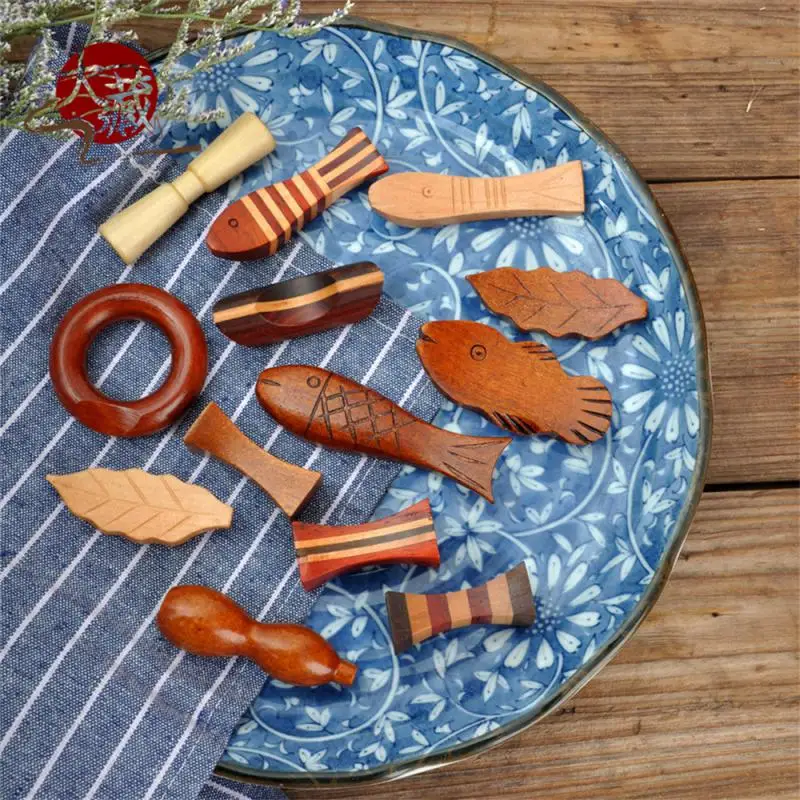 Japanese-style Chopsticks Mat Wood Japan And South Korea Wooden Spoon Holding Ceramic Chopsticks Rack Spoon Rack
Japanese-style Chopsticks Mat Wood Japan And South Korea Wooden Spoon Holding Ceramic Chopsticks Rack Spoon Rack