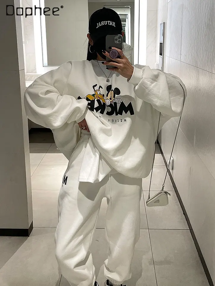 2022 Spring and Autumn New Female Cartoon Print Casual Sweatshirts + Pants Cotton Suit White Sports Two-Piece Set Women
2022 Spring and Autumn New Female Cartoon Print Casual Sweatshirts + Pants Cotton Suit White Sports Two-Piece Set Women