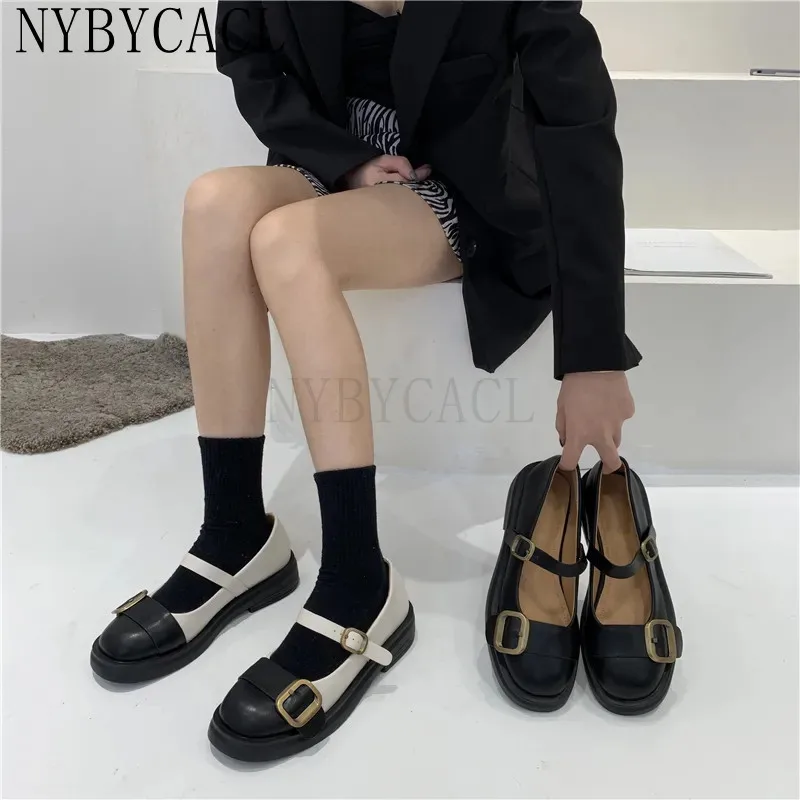 Woman Leather Shoes 2022 New Female British Style Buckle Princess Shoes Girls Casual Black Single Shoes Chic Flats Fashion
Woman Leather Shoes 2022 New Female British Style Buckle Princess Shoes Girls Casual Black Single Shoes Chic Flats Fashion
