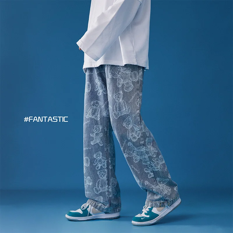 Fashion Men's Baggy Jeans Straight Loose New Casual Wide Leg Pants Cowboy Men Streetwear Hip Hop Trousers Bear Printed Jeans
Fashion Men's Baggy Jeans Straight Loose New Casual Wide Leg Pants Cowboy Men Streetwear Hip Hop Trousers Bear Printed Jeans