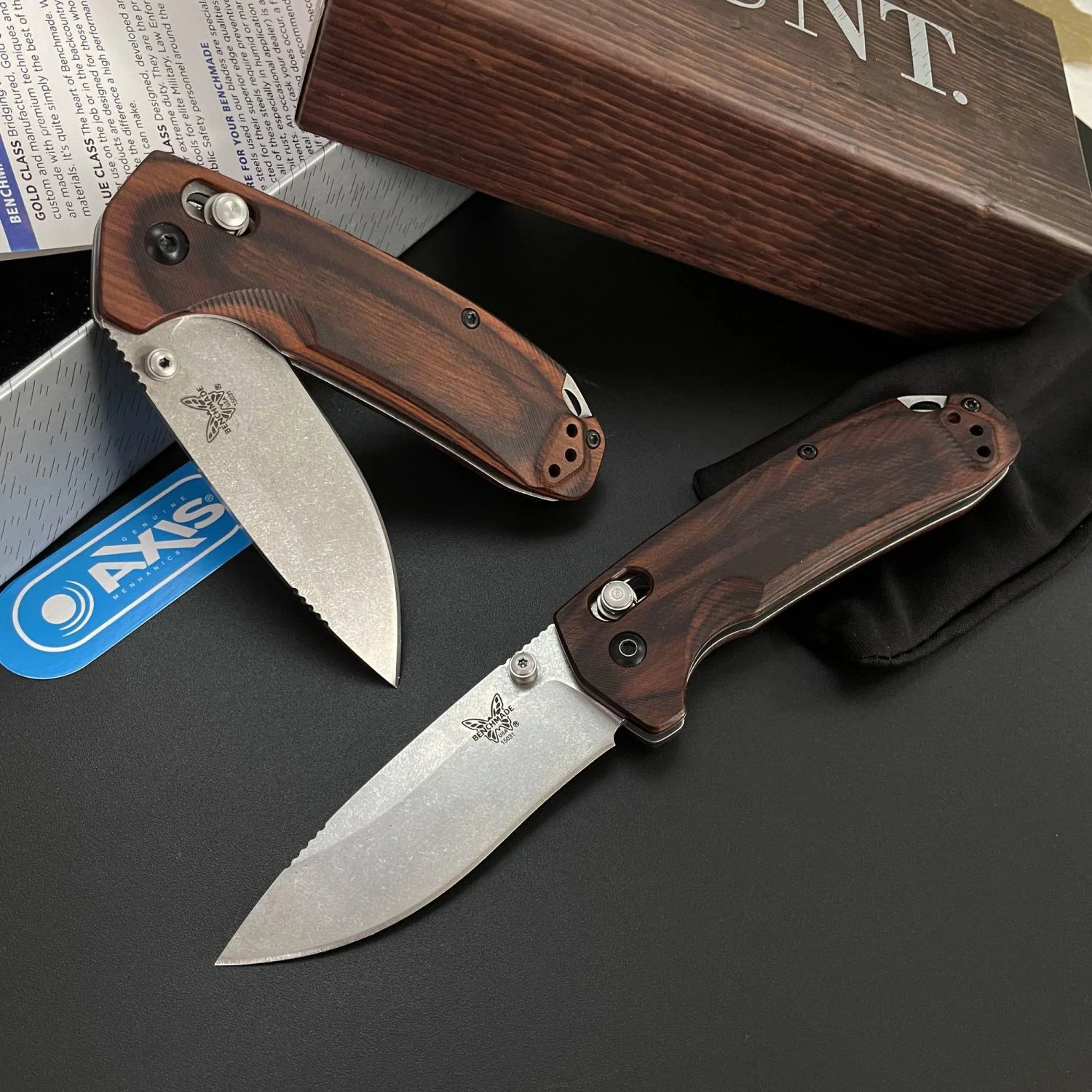 Camping Tactical Folding Knife Benchmade 15031 Wooden Handle Outdoor Fishing Survival Self-defense Pocket Knives
Camping Tactical Folding Knife Benchmade 15031 Wooden Handle Outdoor Fishing Survival Self-defense Pocket Knives